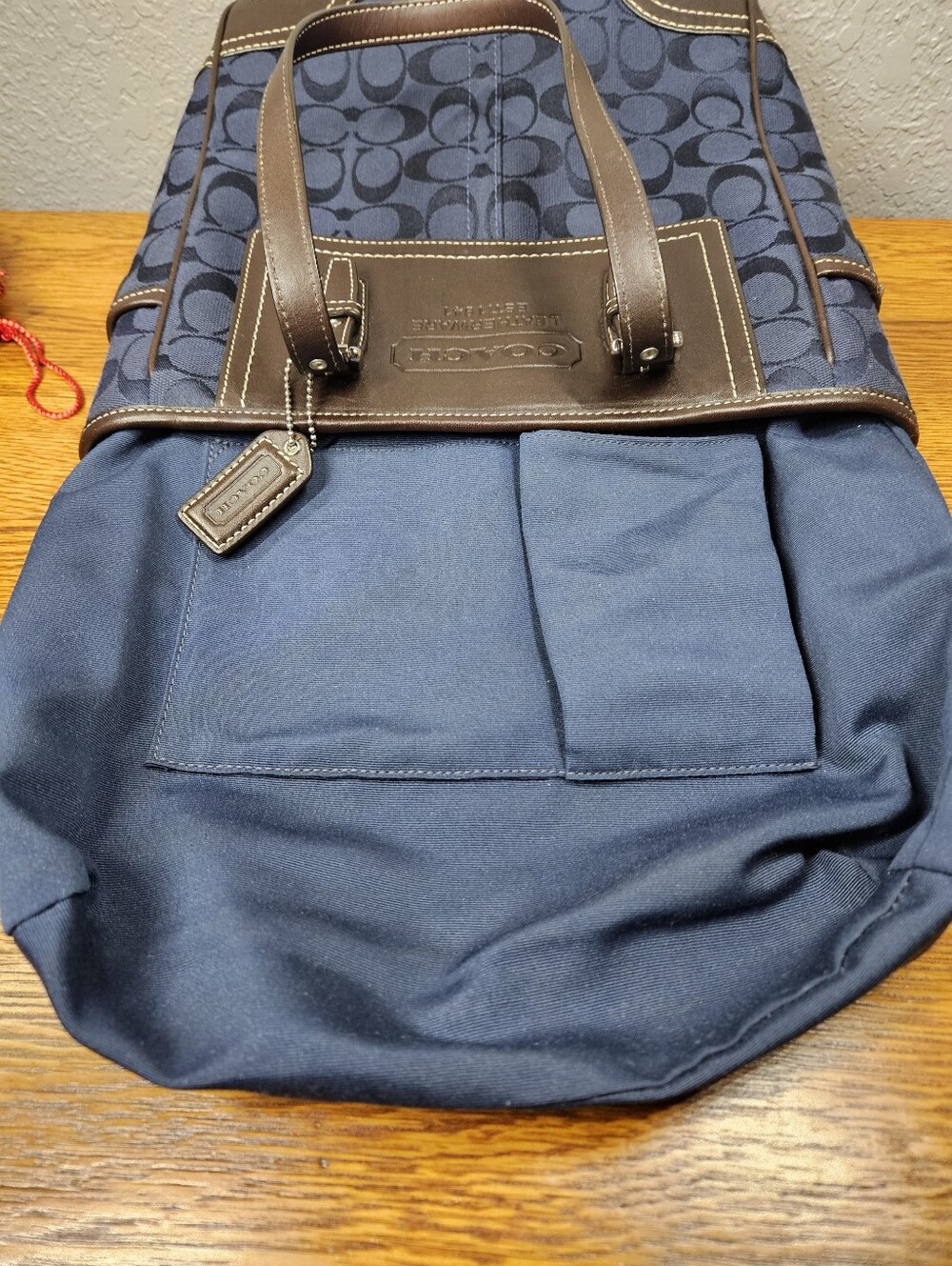 Coach Legacy Signature Lunch Tote - Picture 12 of 16
